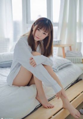 成都欧美成科技公司_JVID性感写真